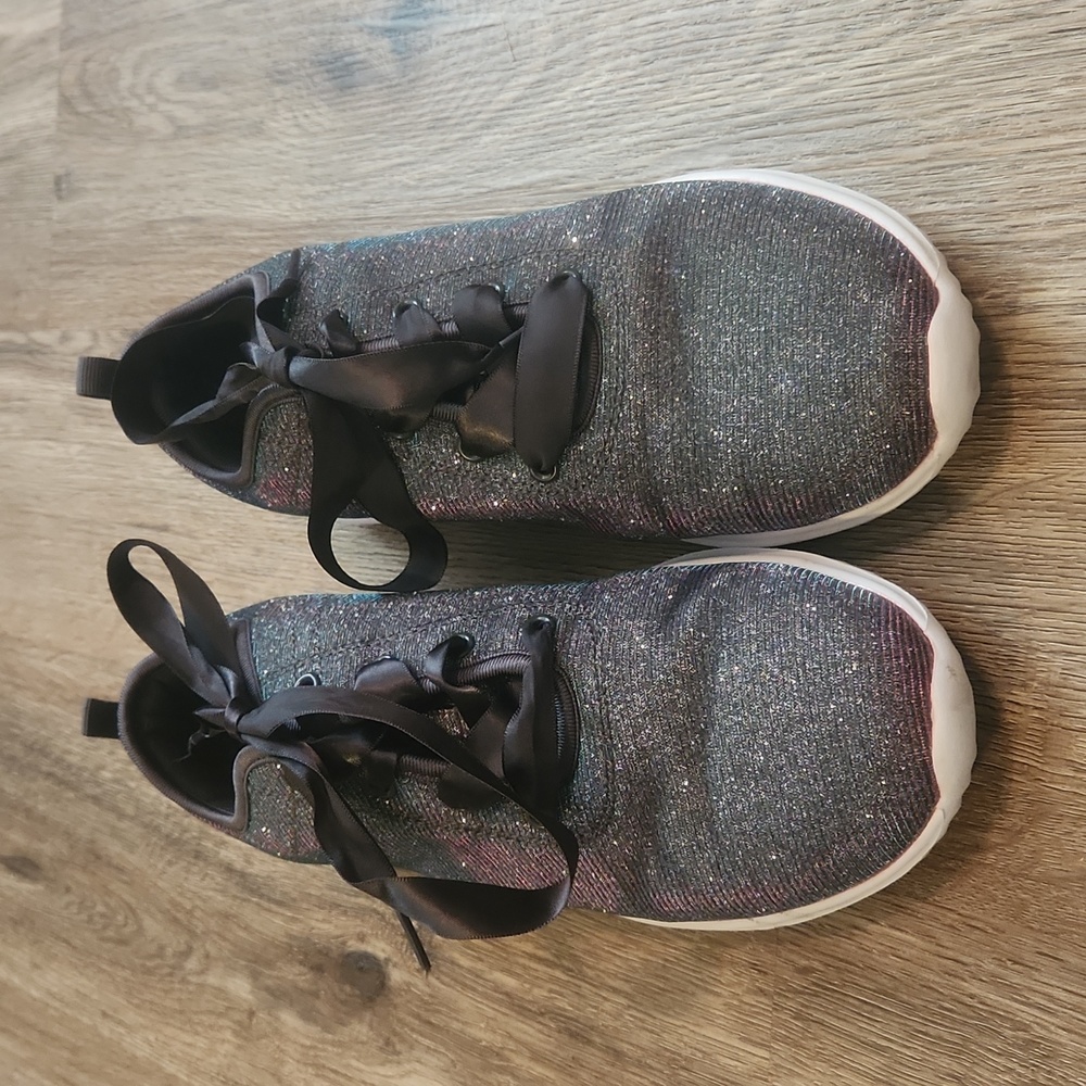 Dream Seek Sparkly Shoes